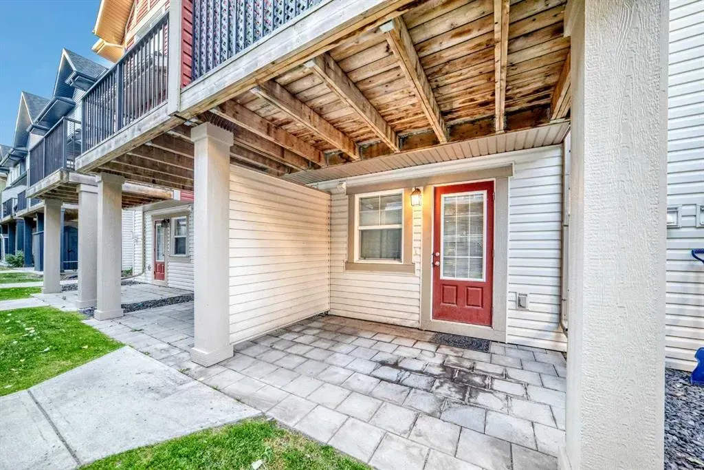 49 New Brighton Point SE