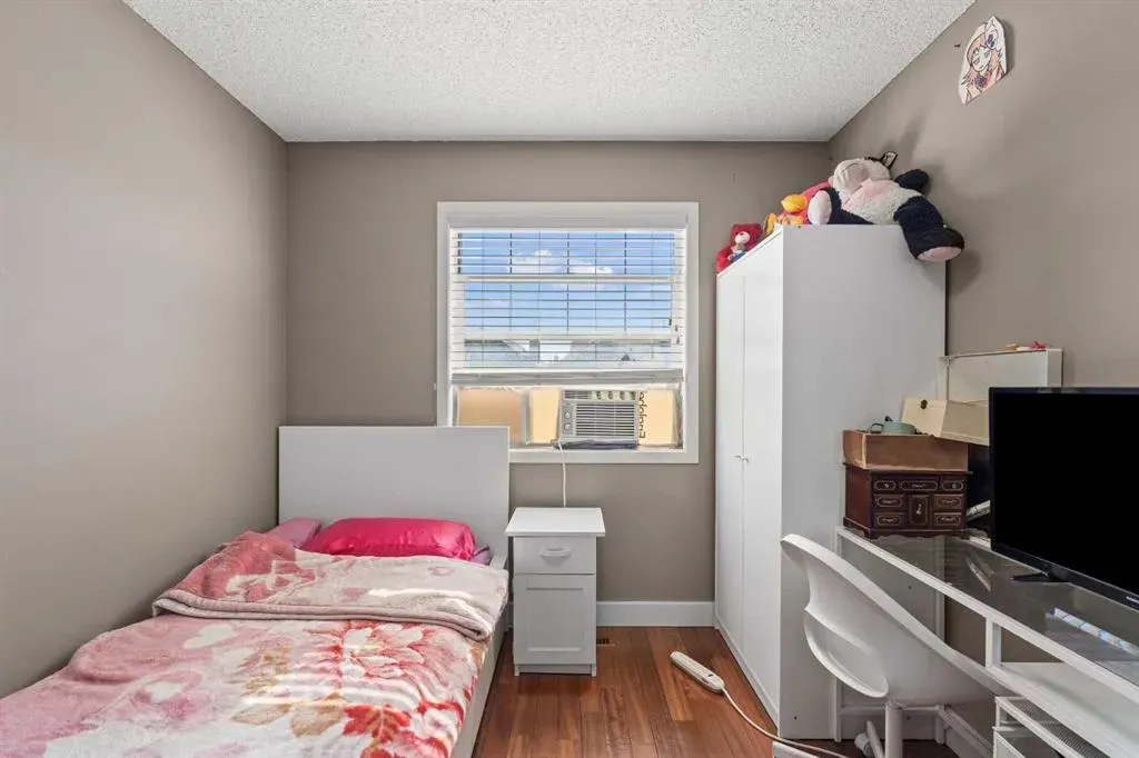 199 Cranberry Close SE