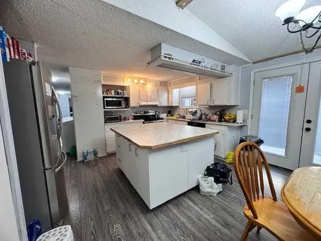 32384 HWY 16