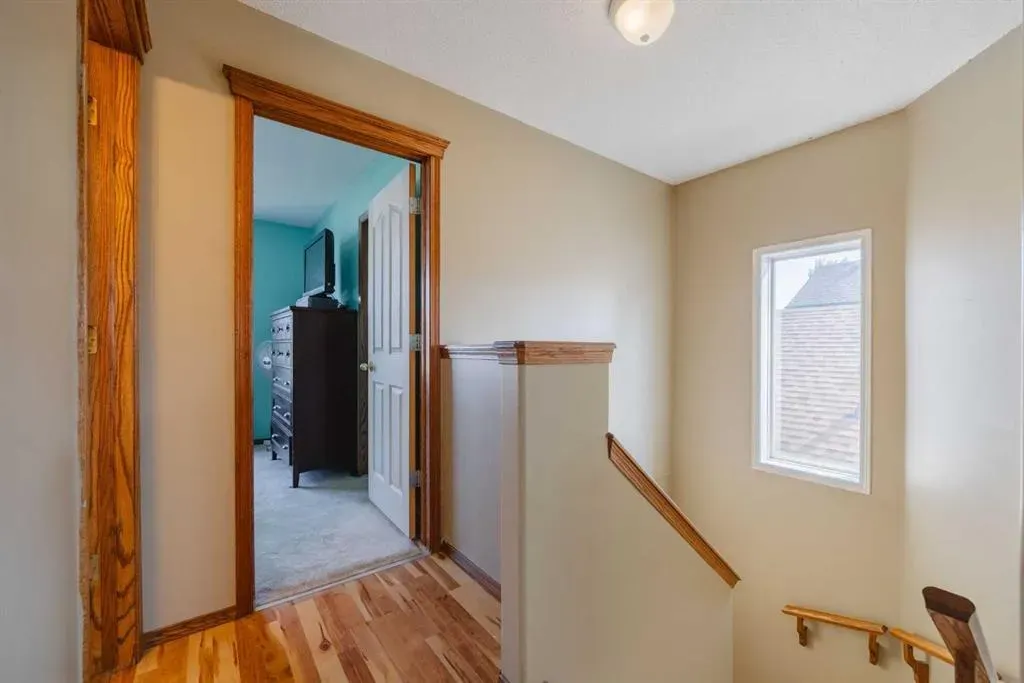 276 Cramond Close SE