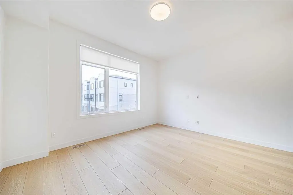 8535 19 Avenue SE, #105