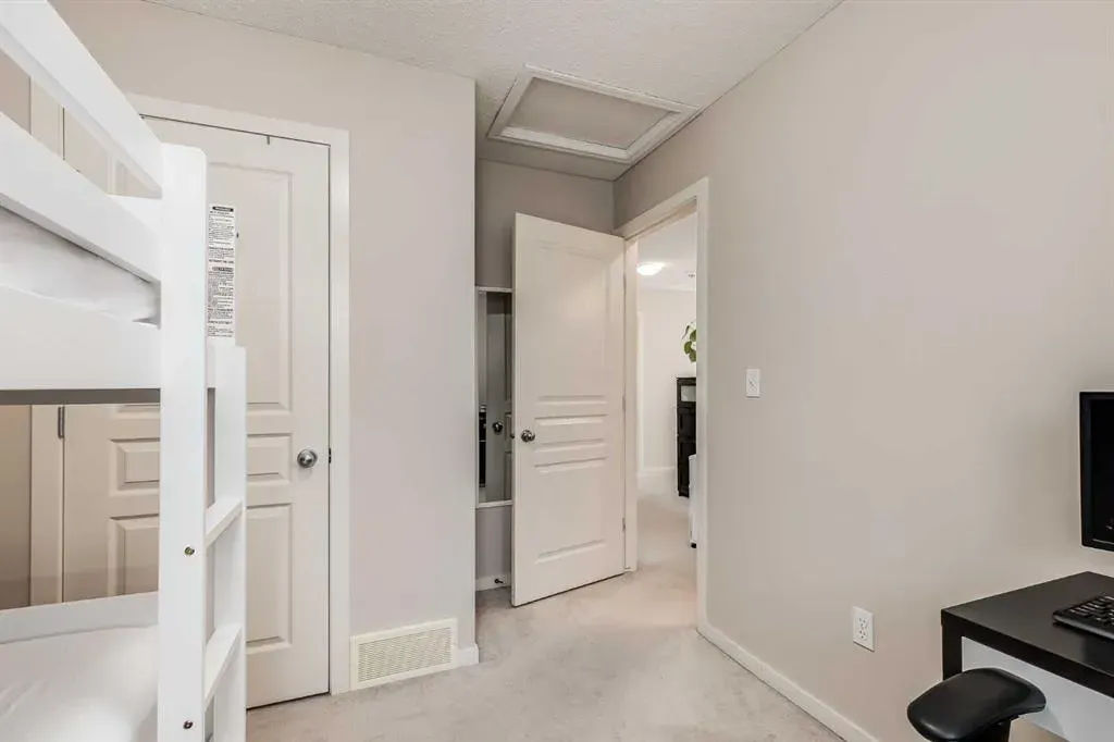 2930 Prairie Springs Grove SW