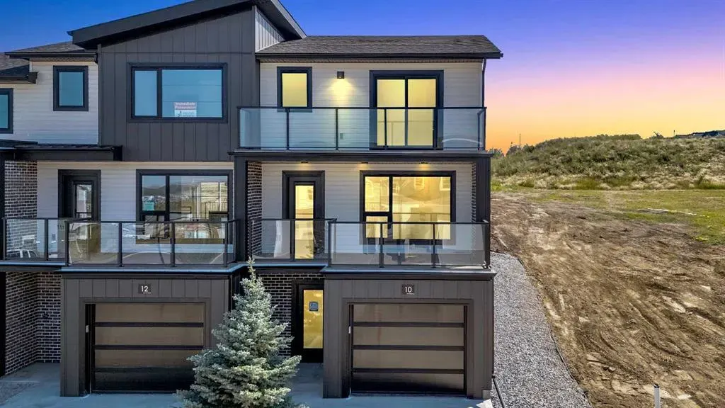 26 Violet Point