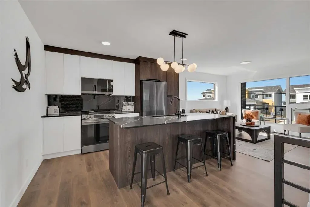 26 Violet Point