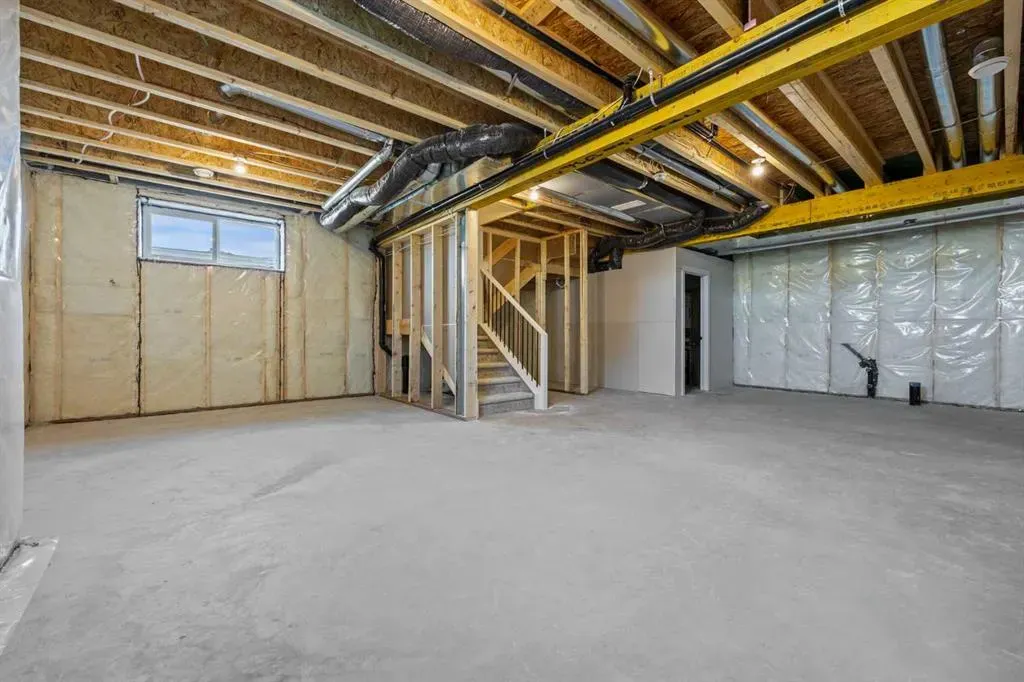 486 Kinniburgh Loop