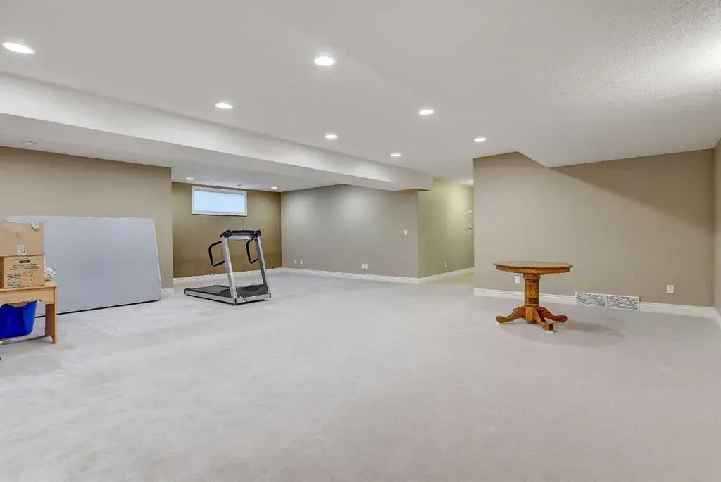 1716 60017 TWP RD 704A