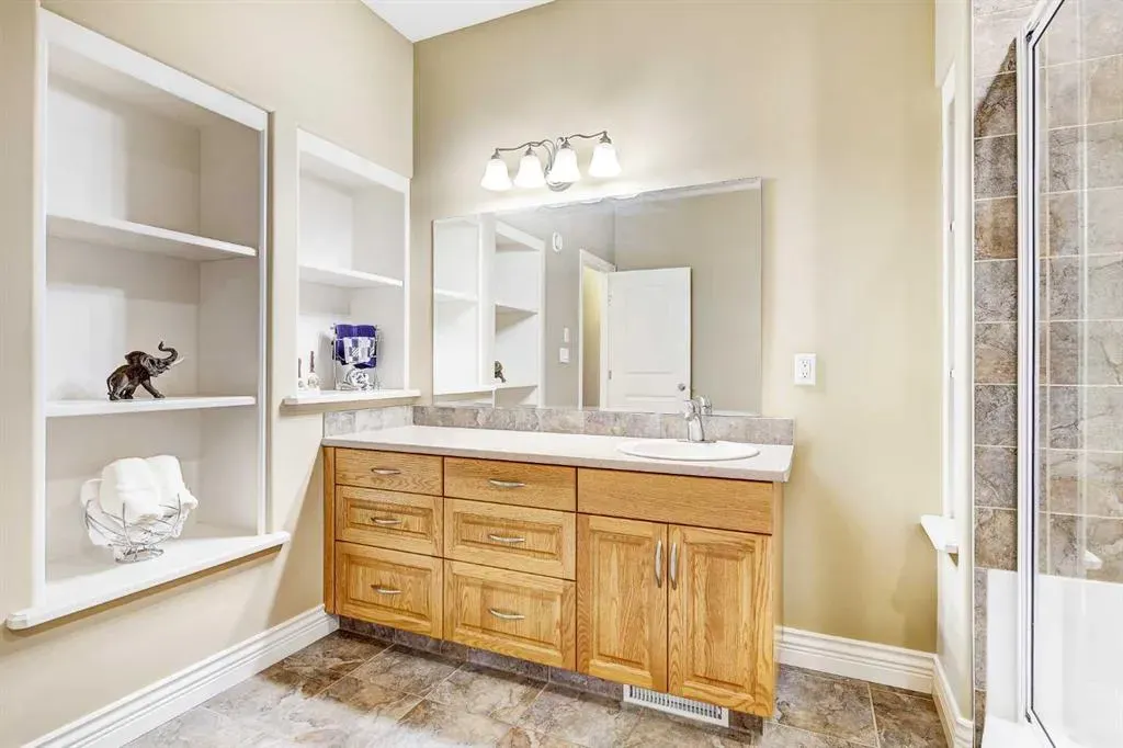1716 60017 TWP RD 704A