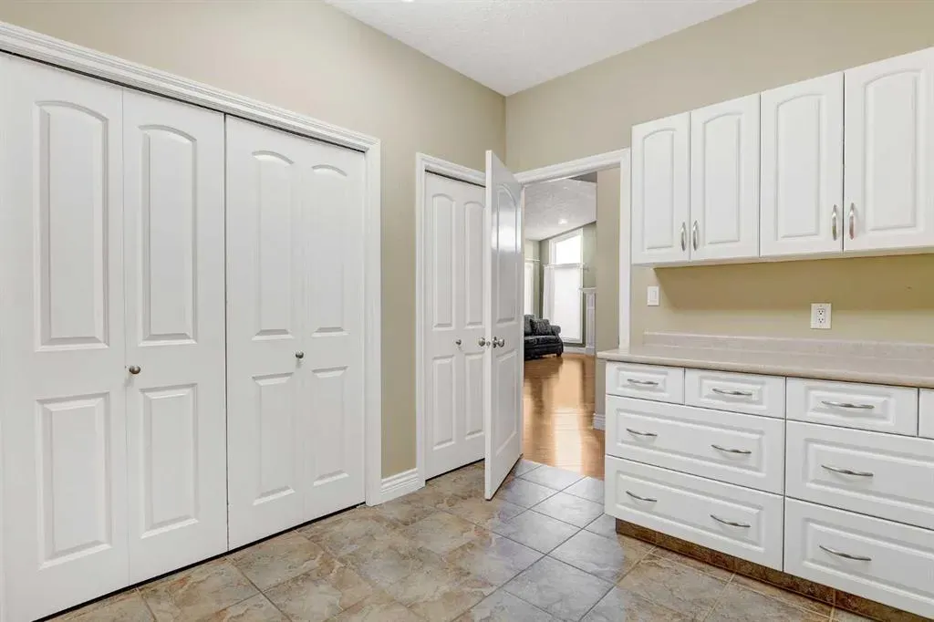 1716 60017 TWP RD 704A