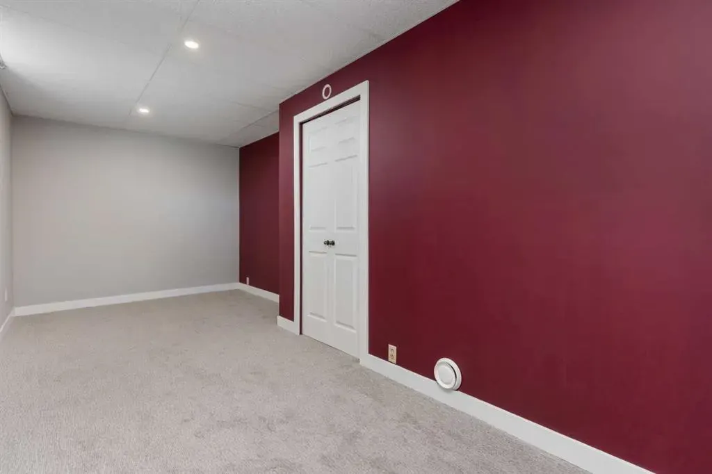1007 Robert Street