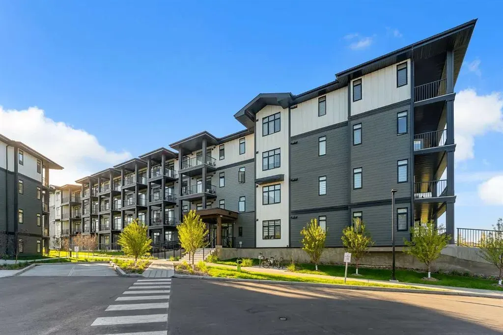 60 Sage Hill Walk NW, #115