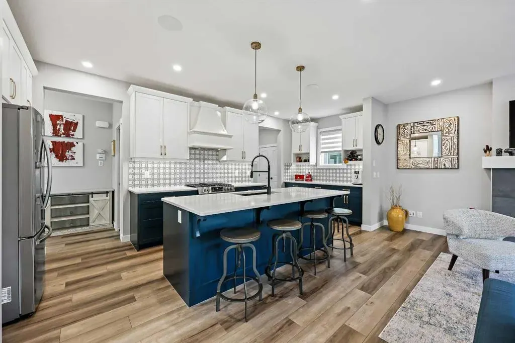 34 Coach Ridge Point SW
