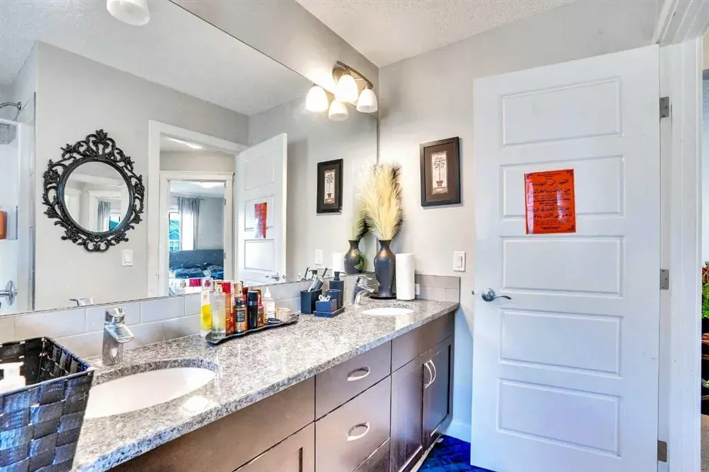 272 Skyview Shores Manor NE
