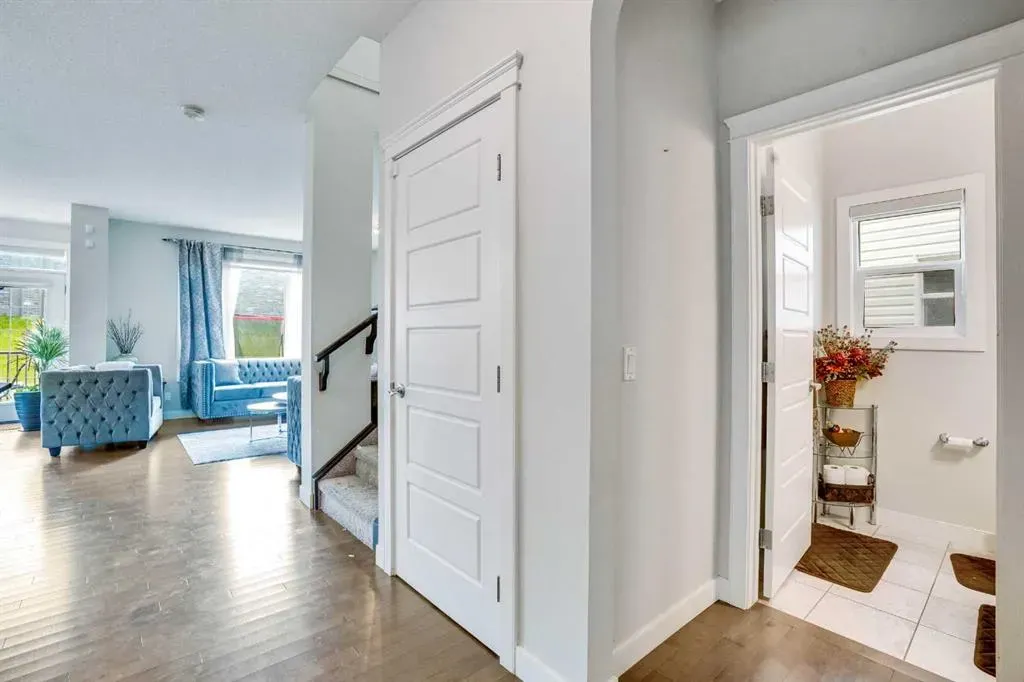 272 Skyview Shores Manor NE