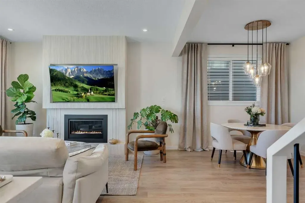 90 Savoy Landing SE