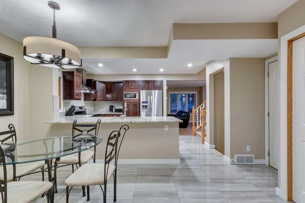 60 Inglewood Cove SE