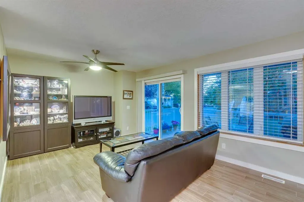 60 Inglewood Cove SE