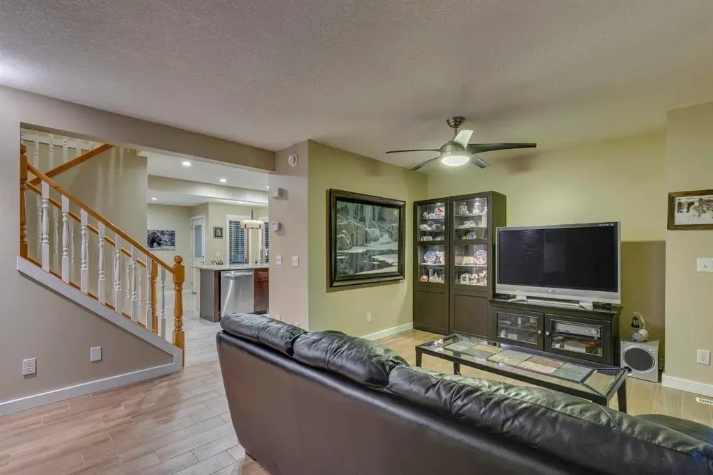 60 Inglewood Cove SE