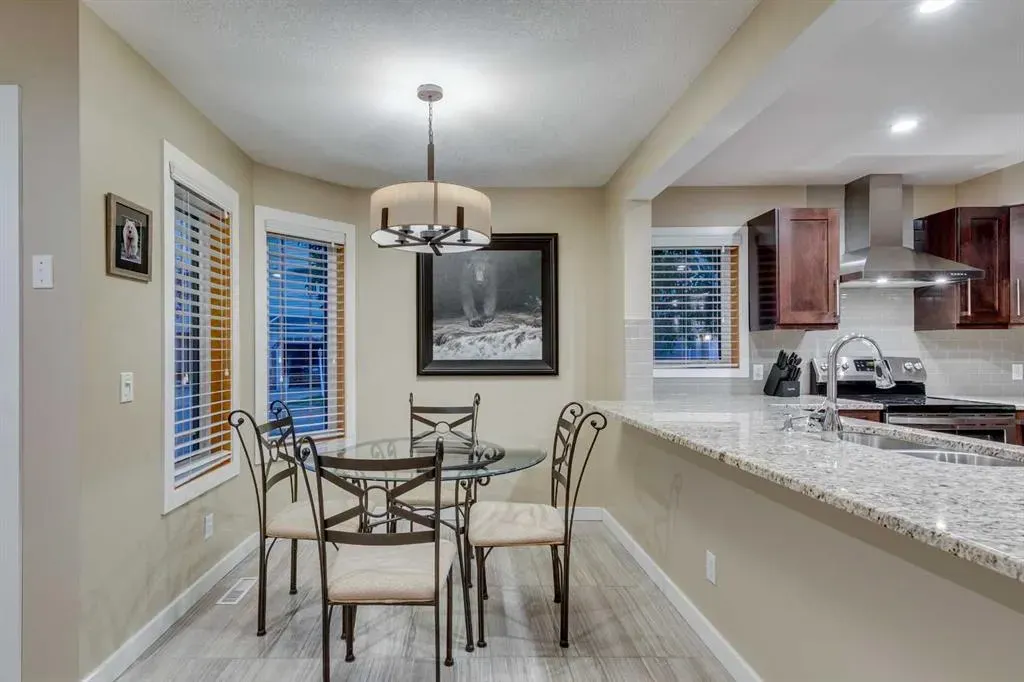 60 Inglewood Cove SE