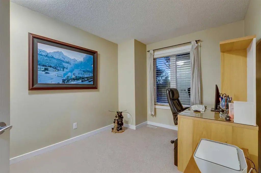 60 Inglewood Cove SE