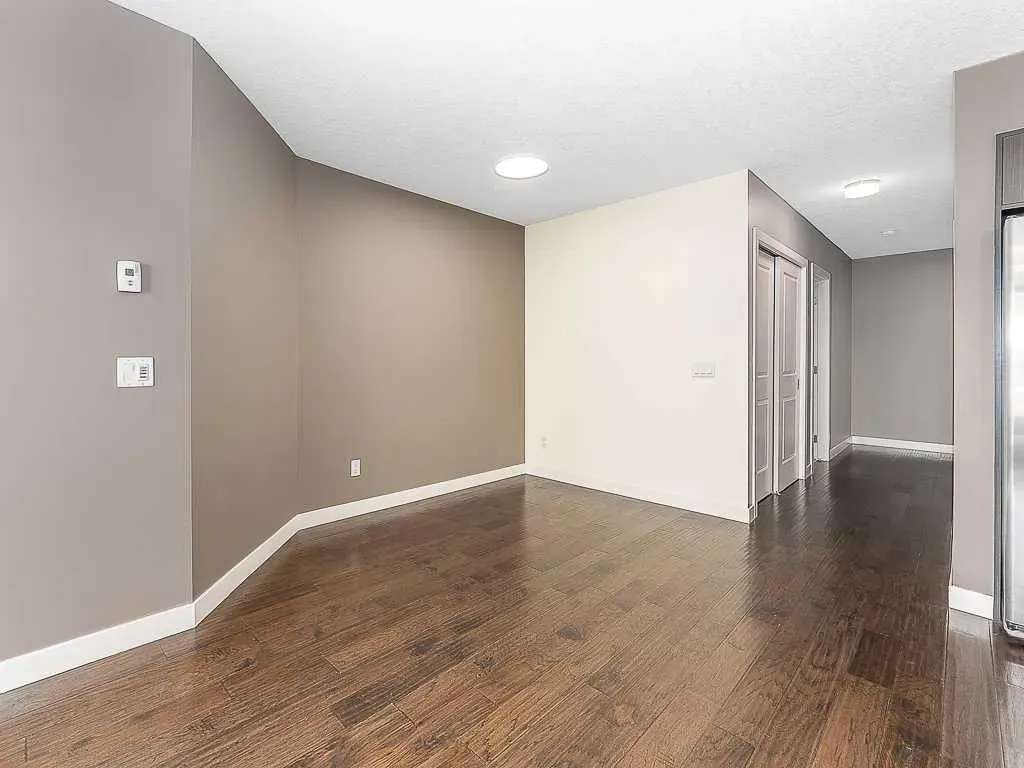 15207 1 Street SE, #202