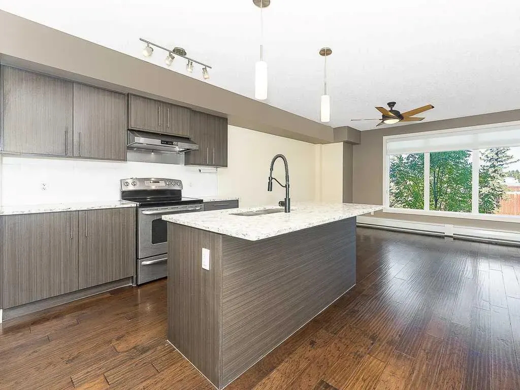 15207 1 Street SE, #202