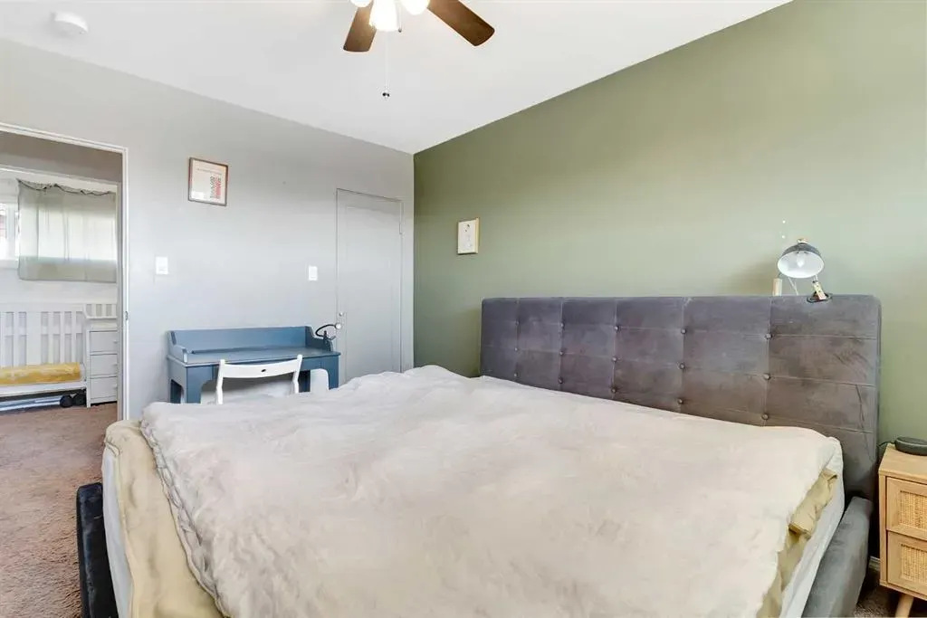 314 Regal Park NE