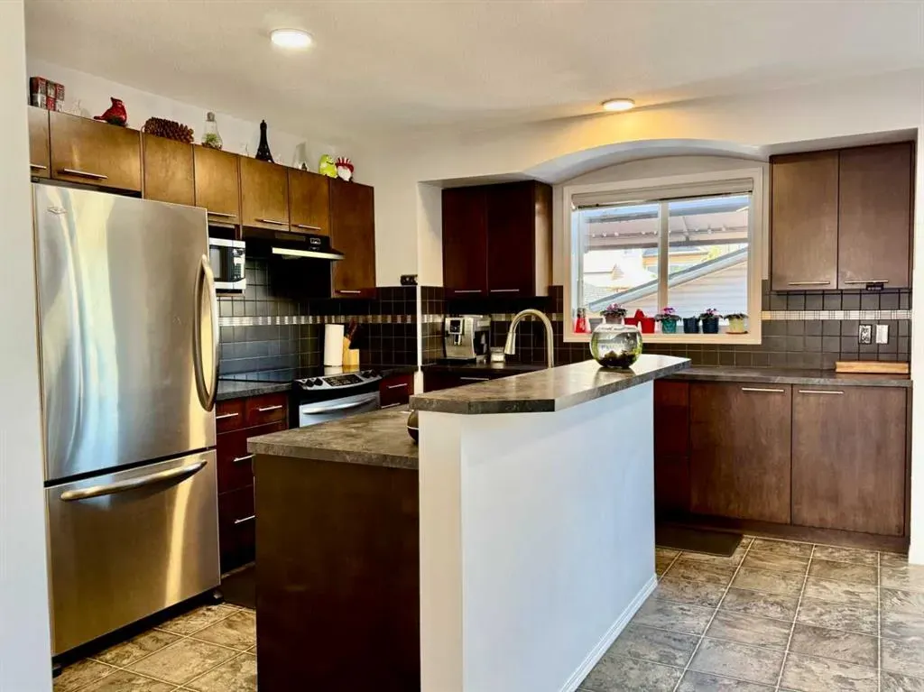 43 Bridlecrest Road SW