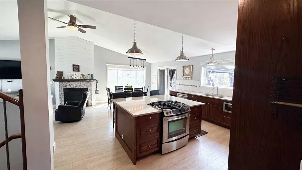 1304 2nd Street