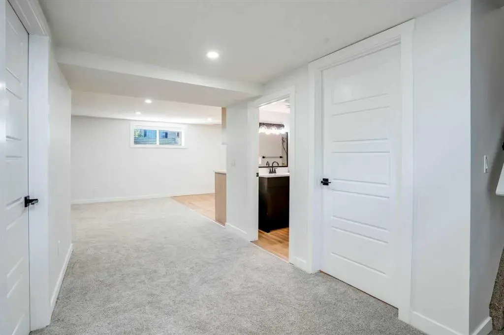 264 Penbrooke Close SE