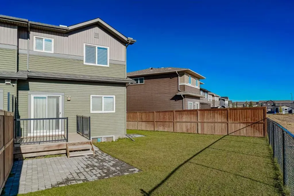 170 Carringvue Park NW