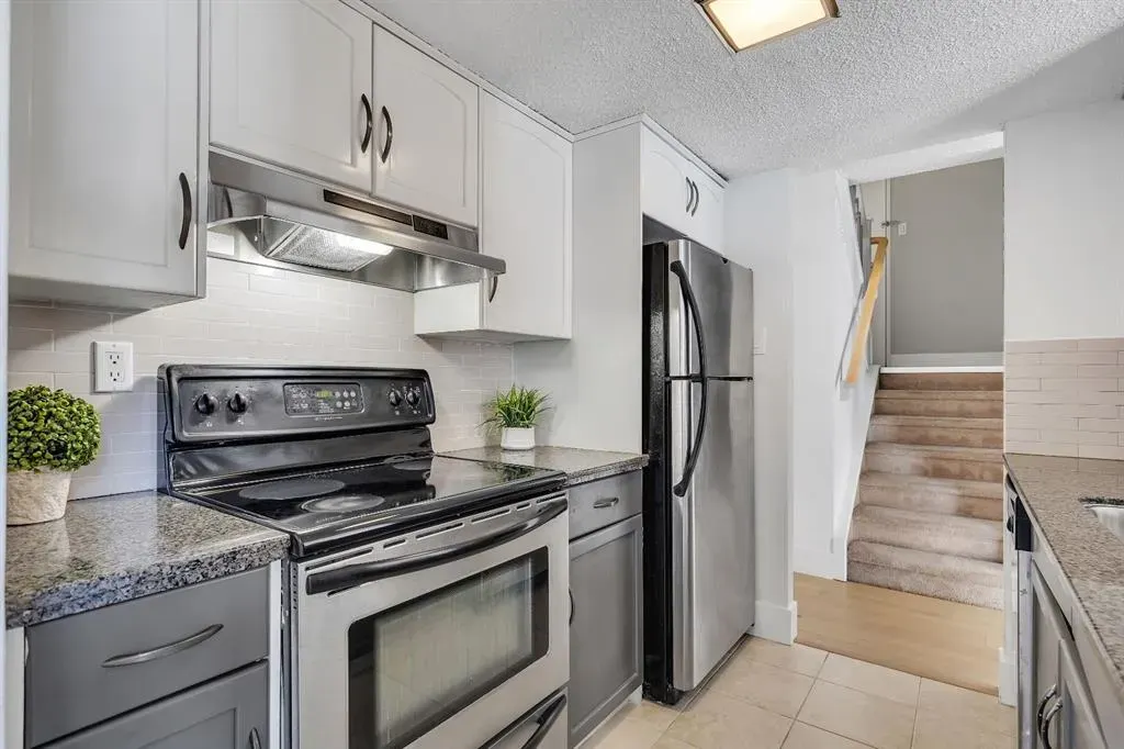 1123 13 Avenue SW, #106