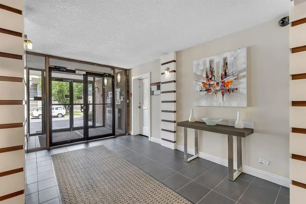 1123 13 Avenue SW, #106