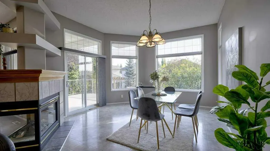 142 Mt Alberta View SE