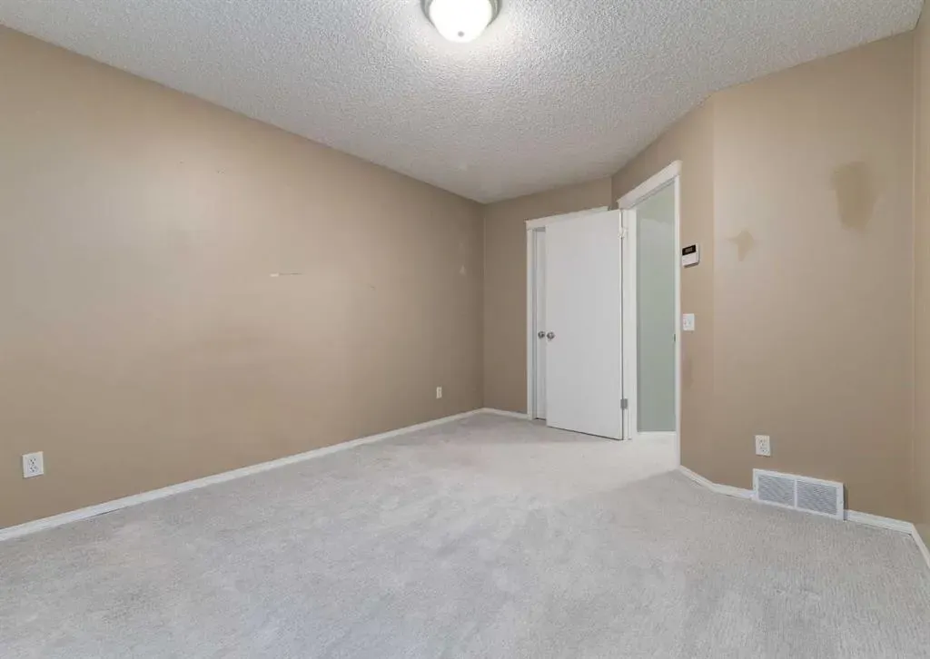 137 Tuscany Springs Way NW