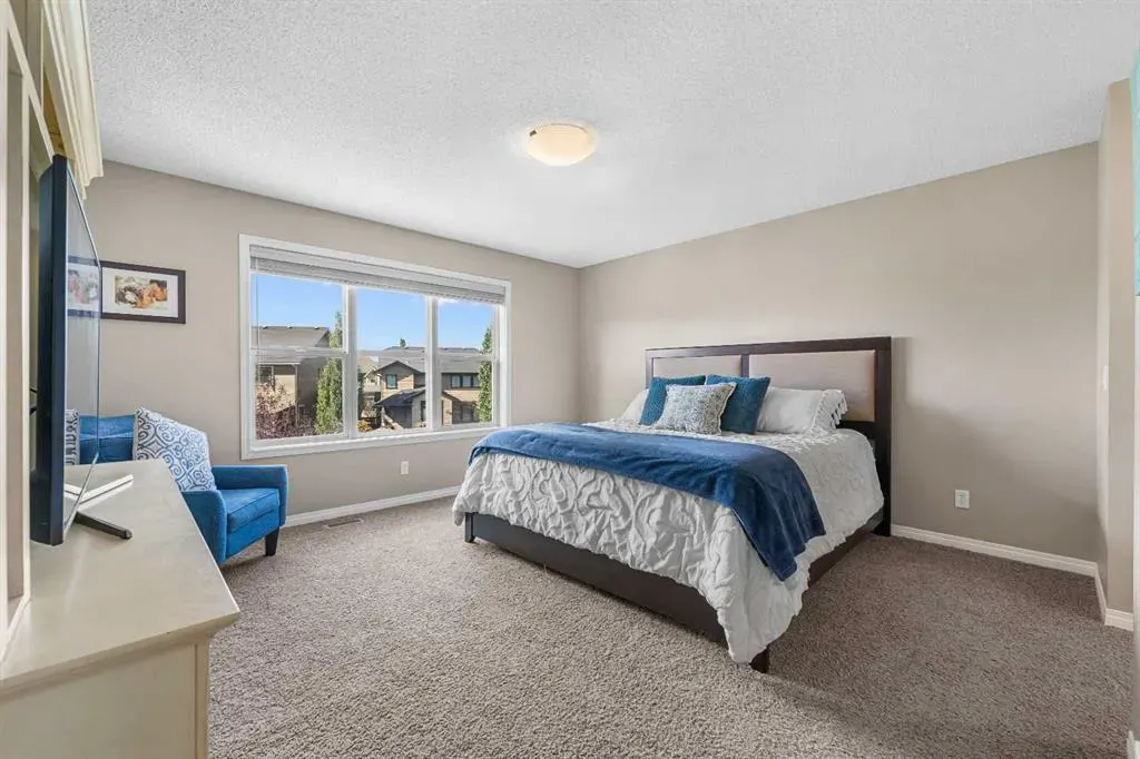 368 Morningside Crescent SW
