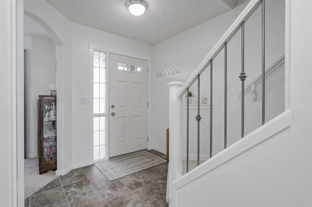52 Autumn Court SE