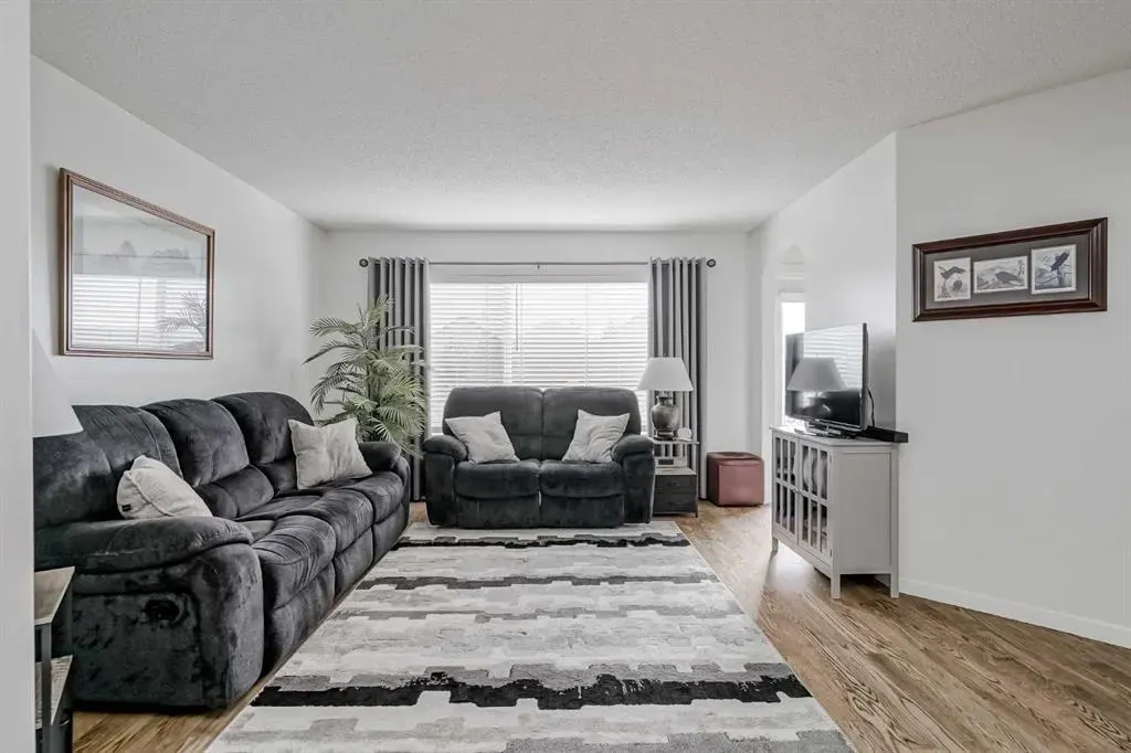 52 Autumn Court SE
