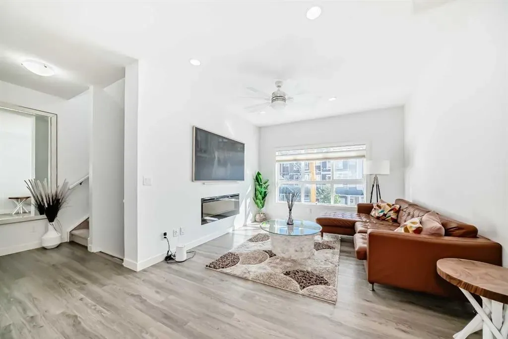 355 Nolancrest Heights NW, #707