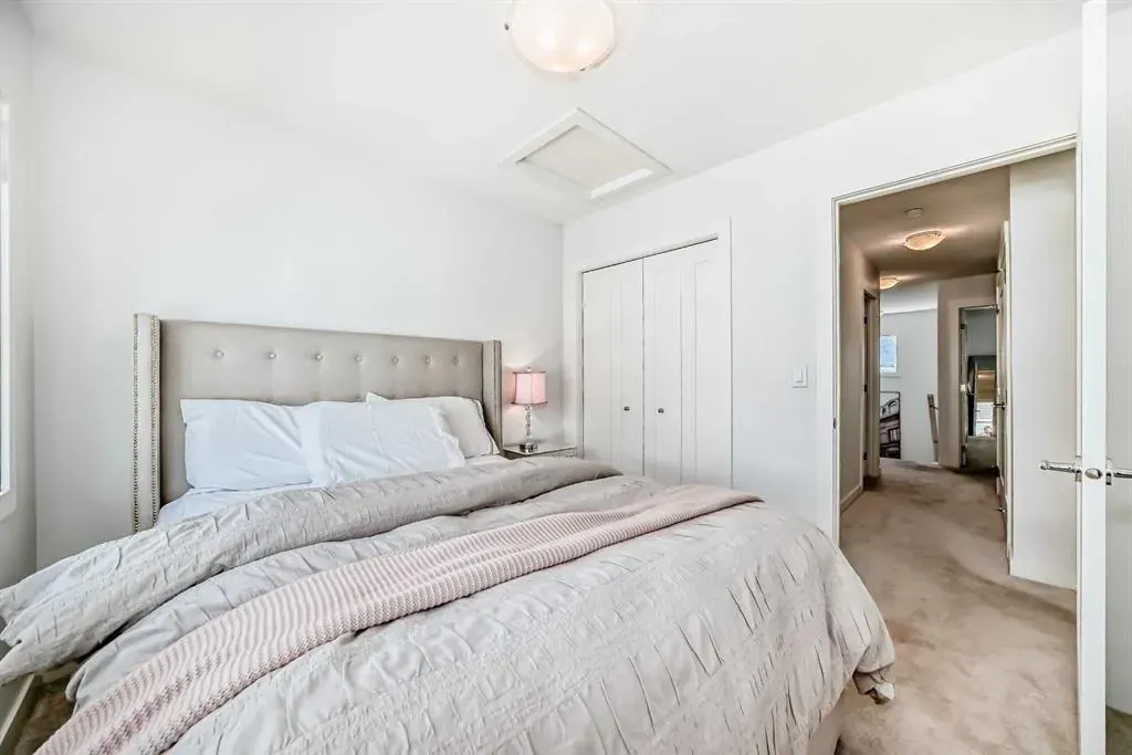 355 Nolancrest Heights NW, #707