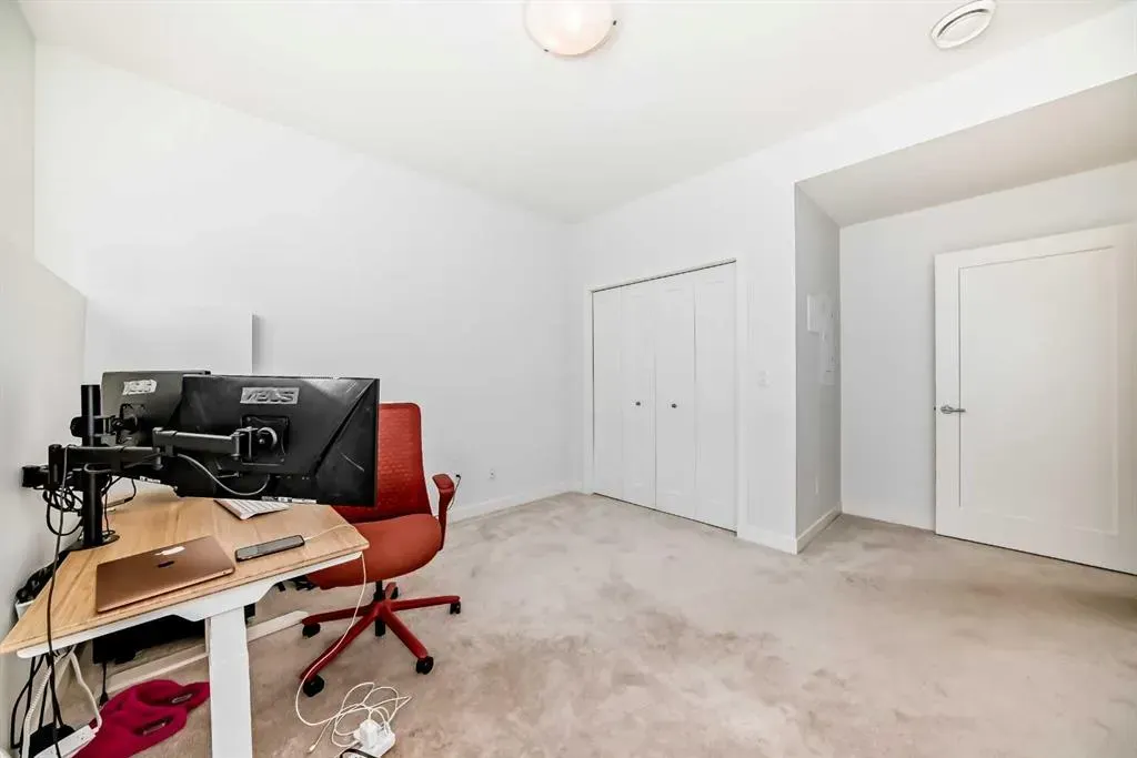 355 Nolancrest Heights NW, #707