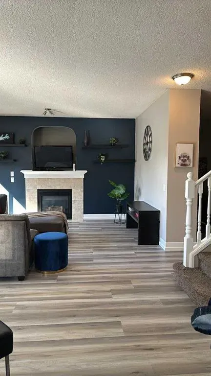 148 Stonegate Crescent NW