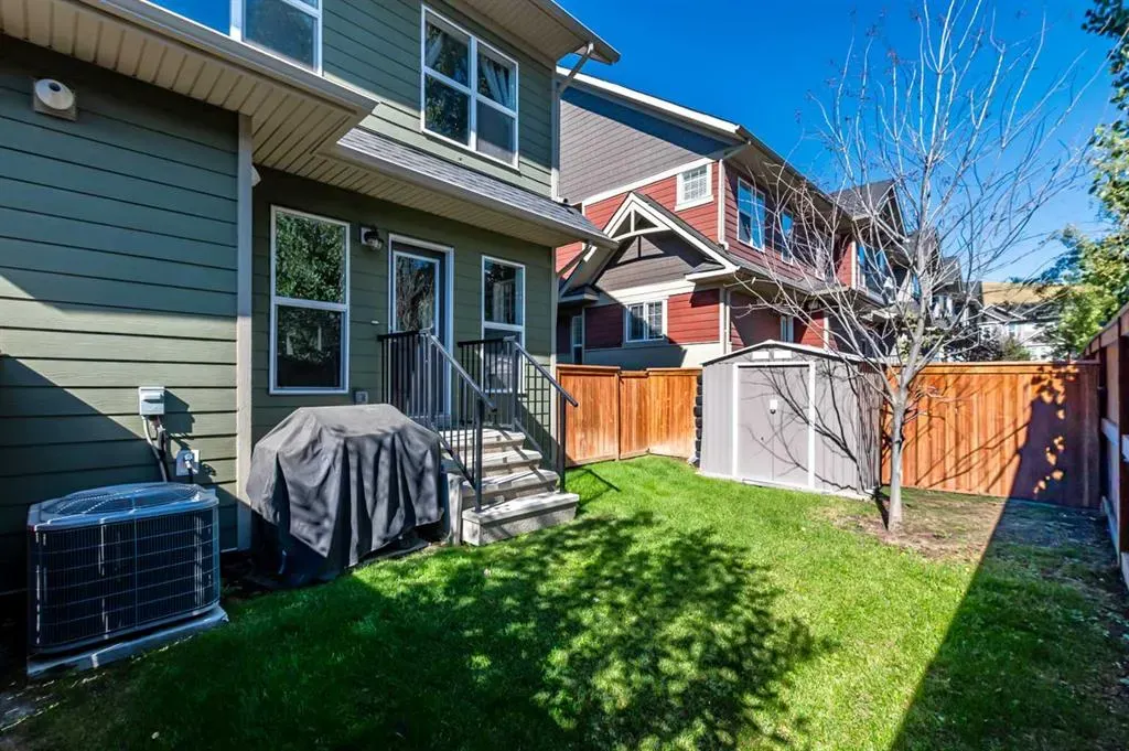 130 Cranbrook Square SE