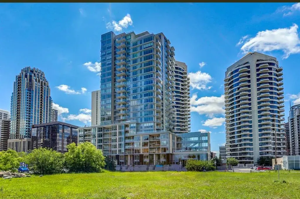 1025 5 Avenue SW, #312