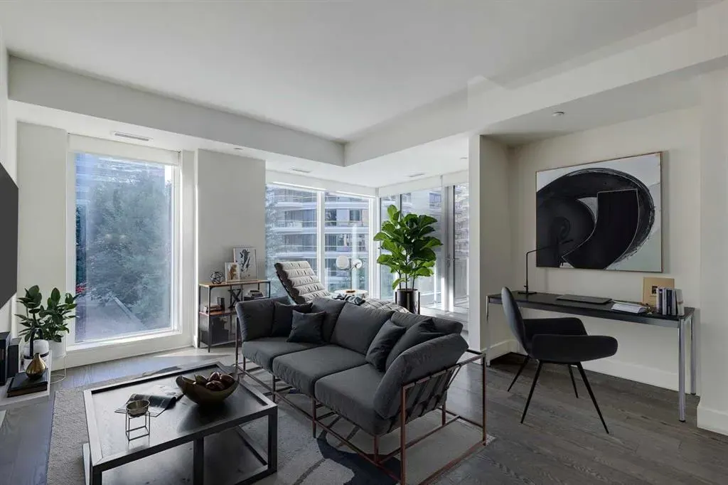 1025 5 Avenue SW, #312