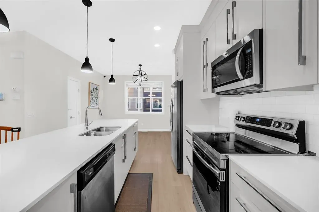 30 Cornerstone Manor NE, #420