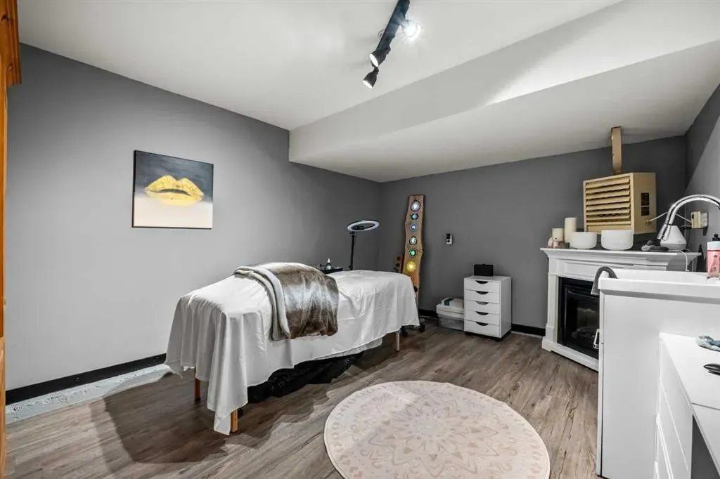 3131 63 Avenue SW, #303