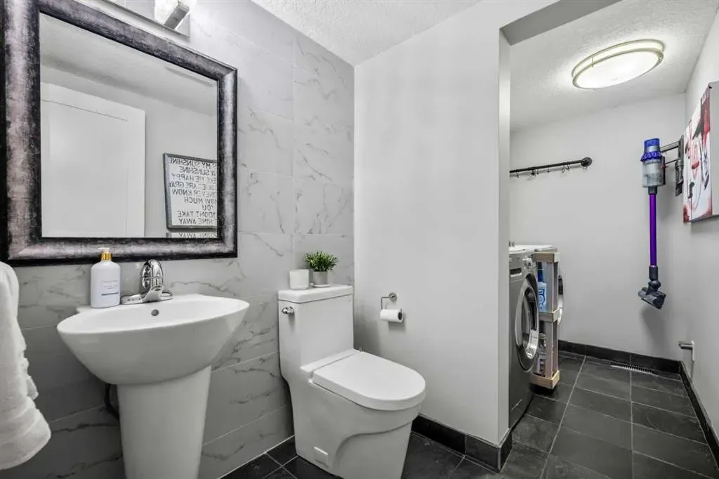 3131 63 Avenue SW, #303