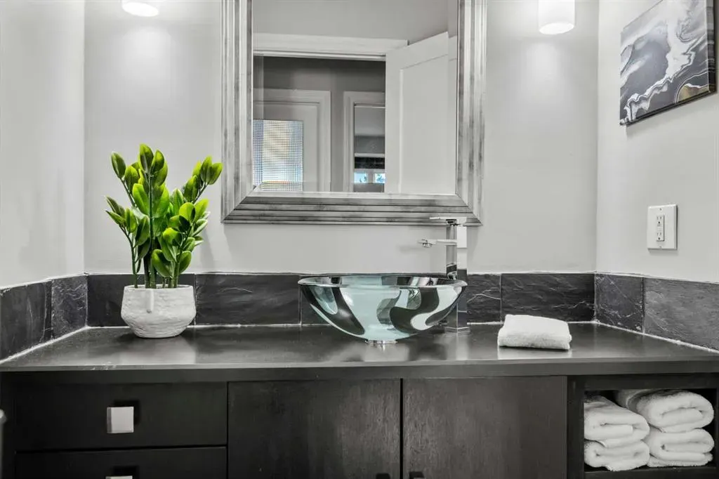 3131 63 Avenue SW, #303