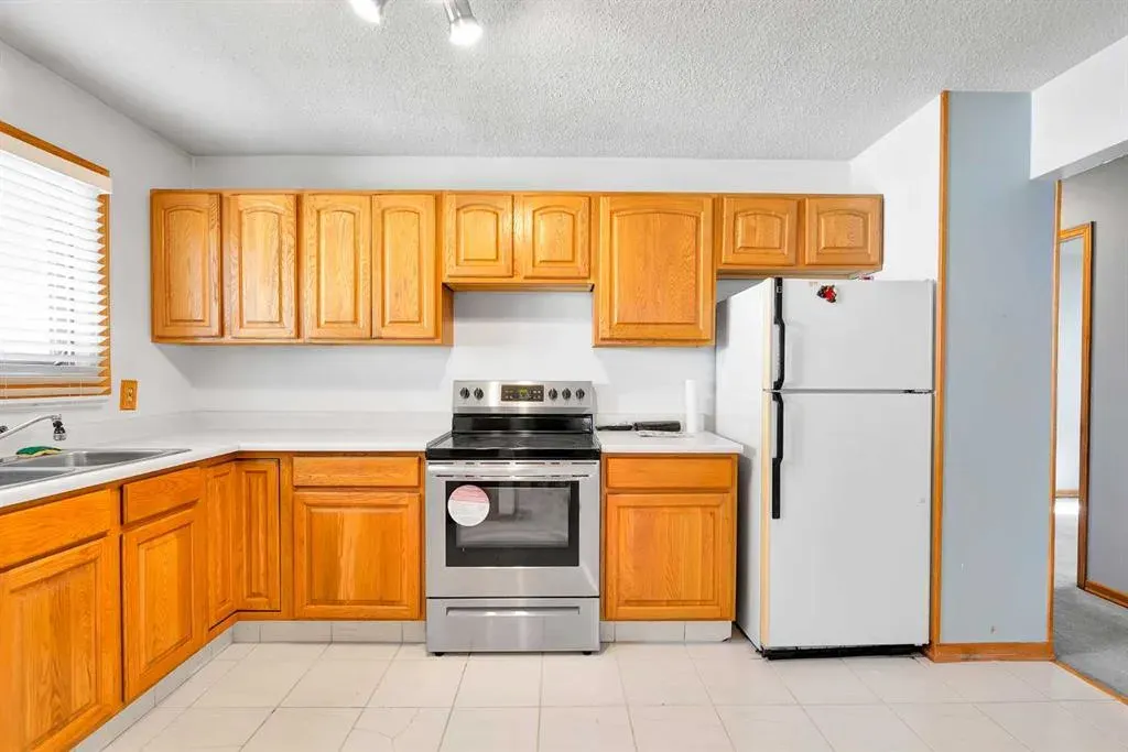 140 Maitland Road NE