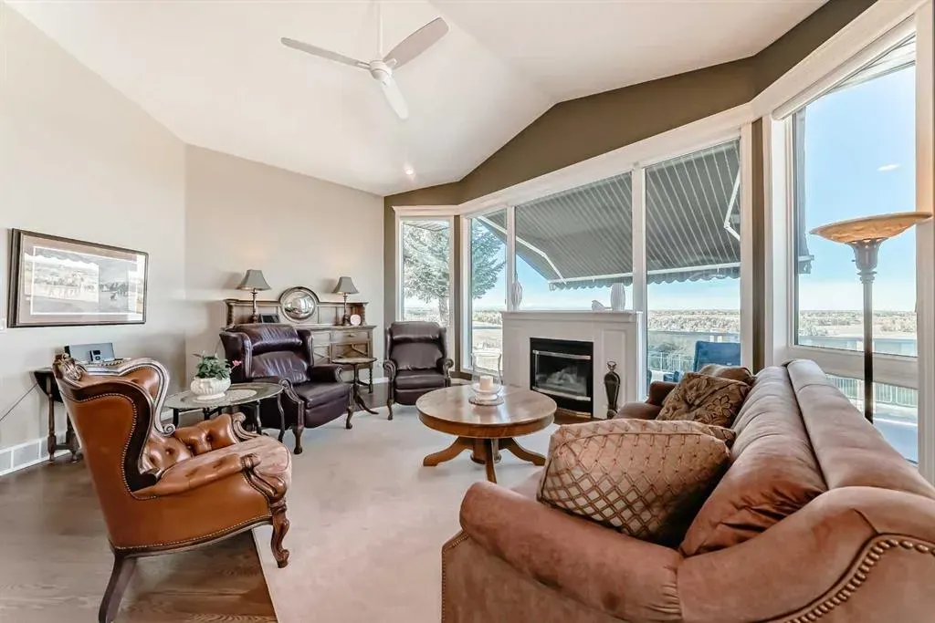 53 Mt Alberta View SE